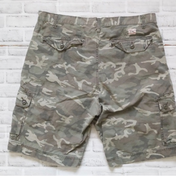 Levis Strauss Camouflage Cargo Shorts Mens Size 36 Camo Signature. - Picture 2 of 9